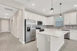 16246 HIDDEN OAK LOOP