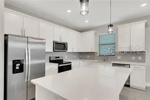16246 HIDDEN OAK LOOP