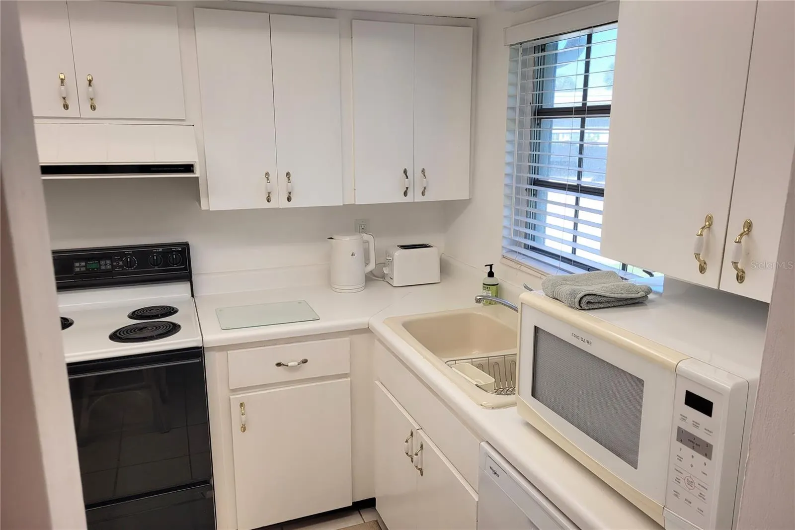 2609 GOLF COURSE DR #403 #403
