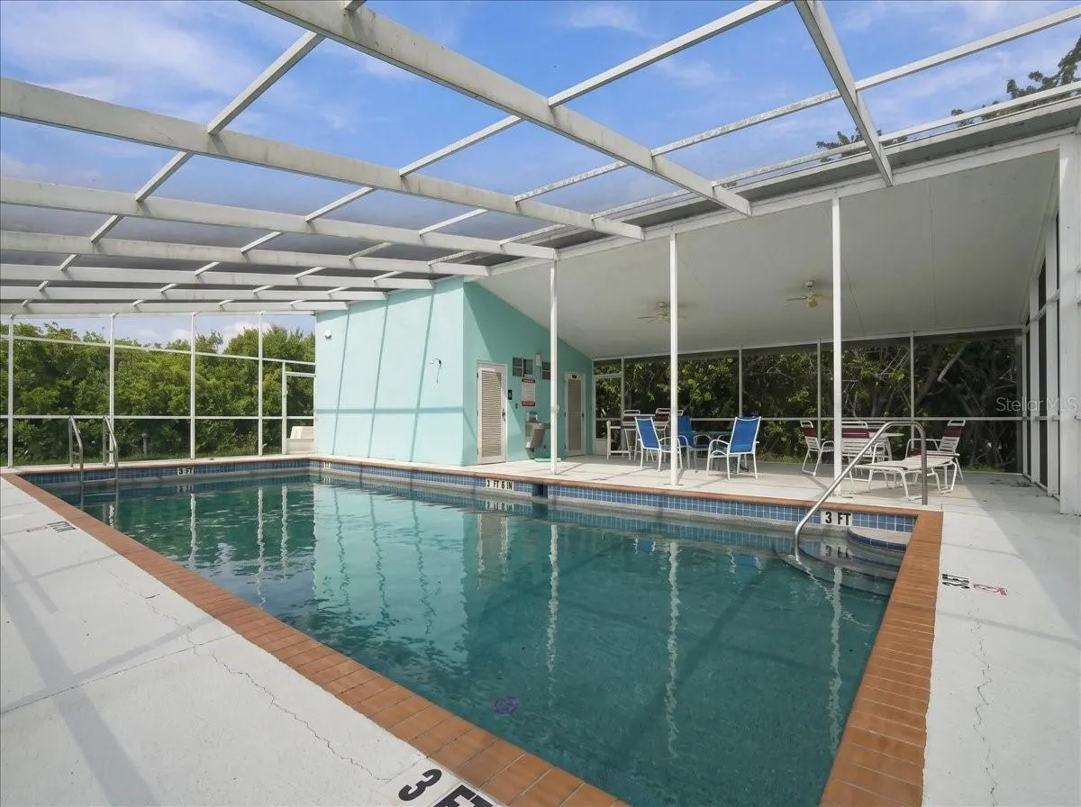 71 ISLAND CT