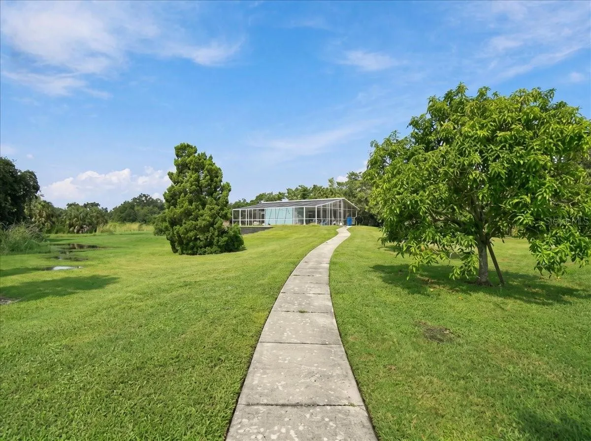 71 ISLAND CT