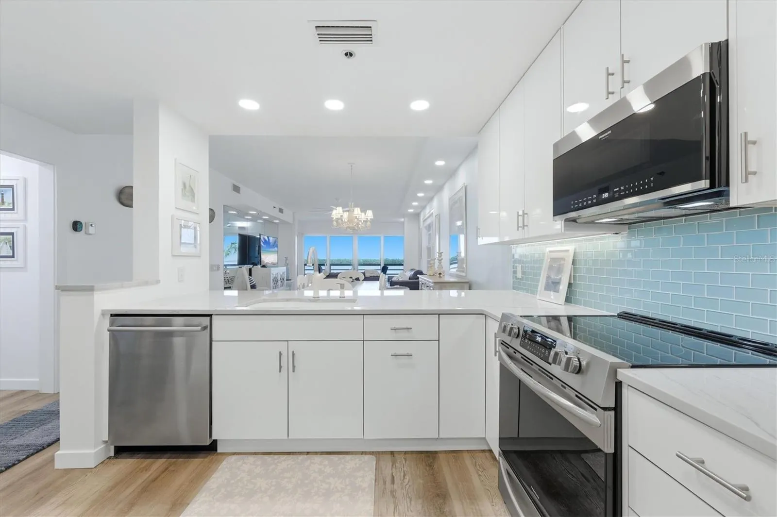 615 DREAM ISLAND PL #212 #212