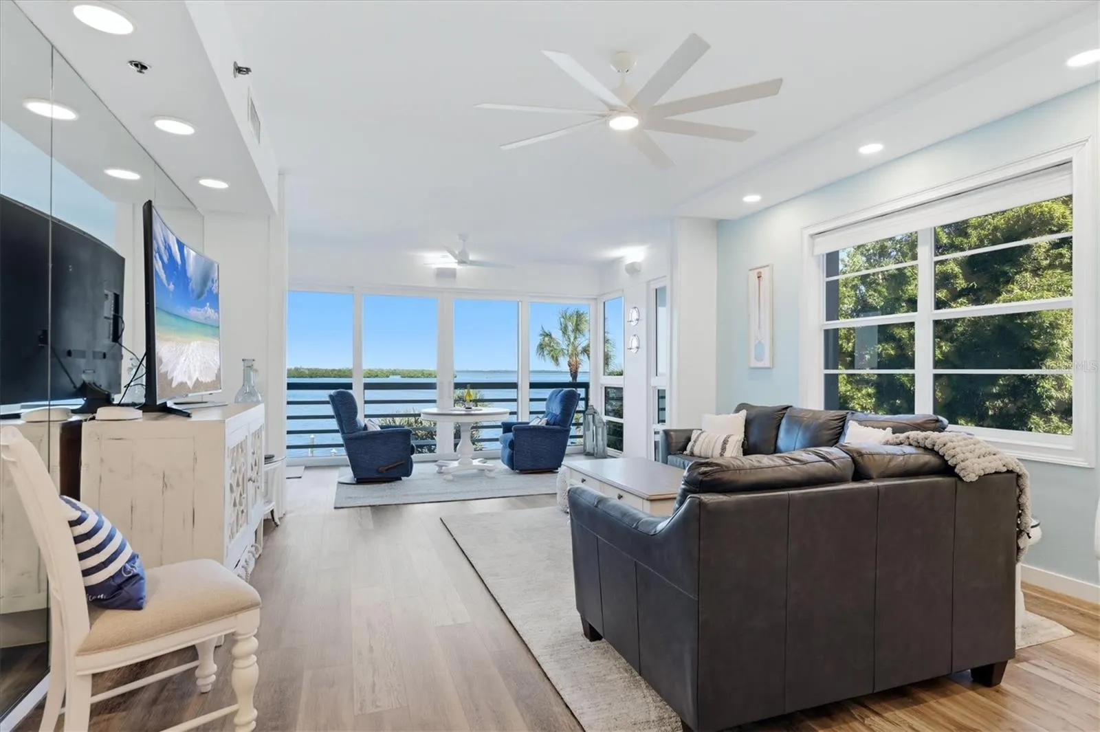 615 DREAM ISLAND PL #212 #212