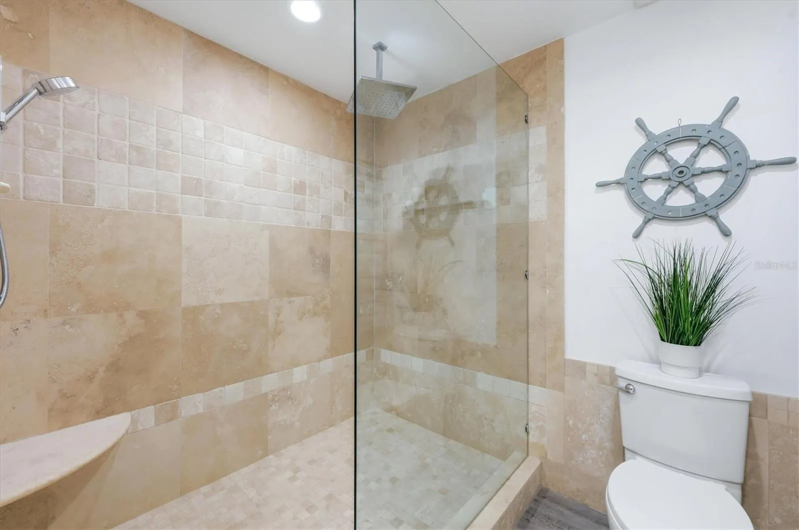 615 DREAM ISLAND PL #212 #212