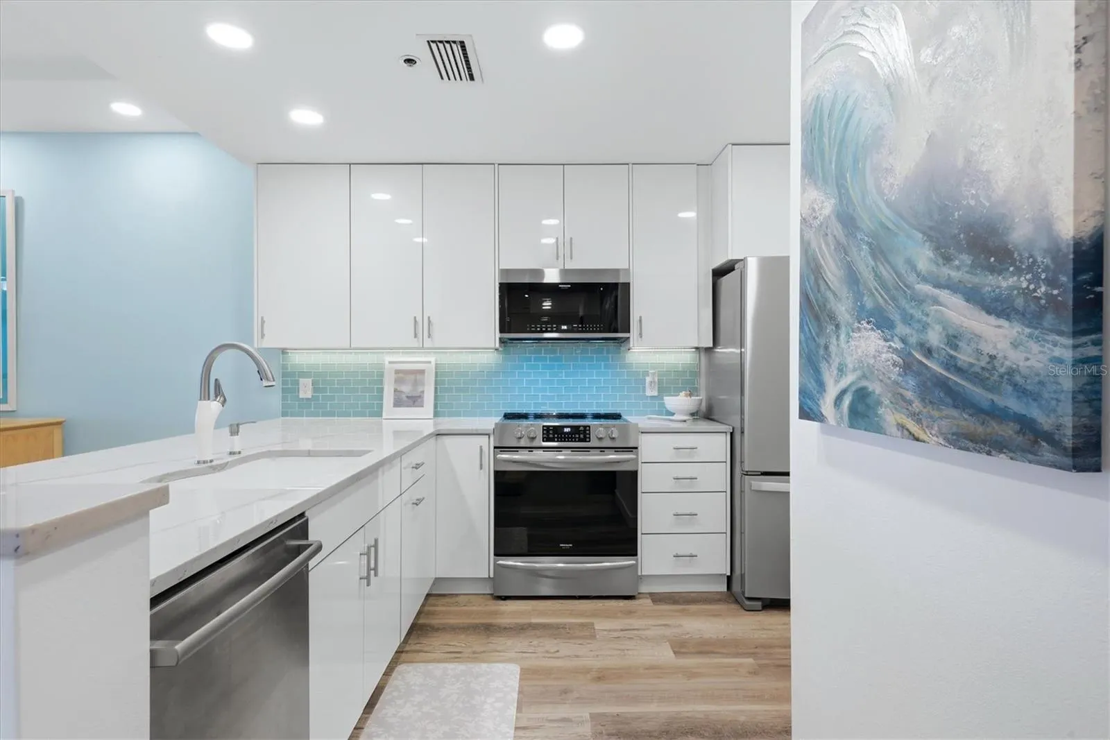 615 DREAM ISLAND PL #212 #212