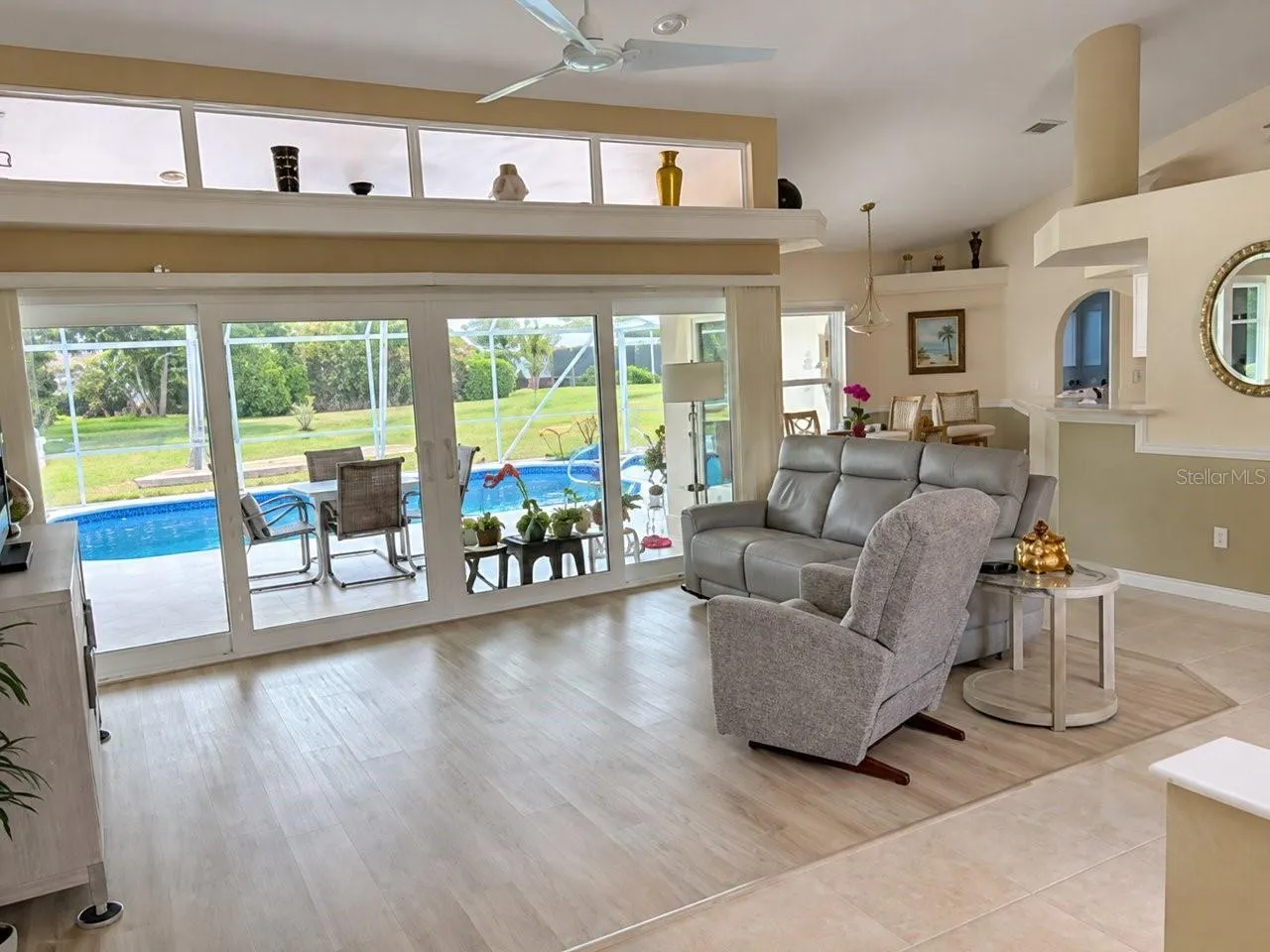 393 VISTA WOOD DR
