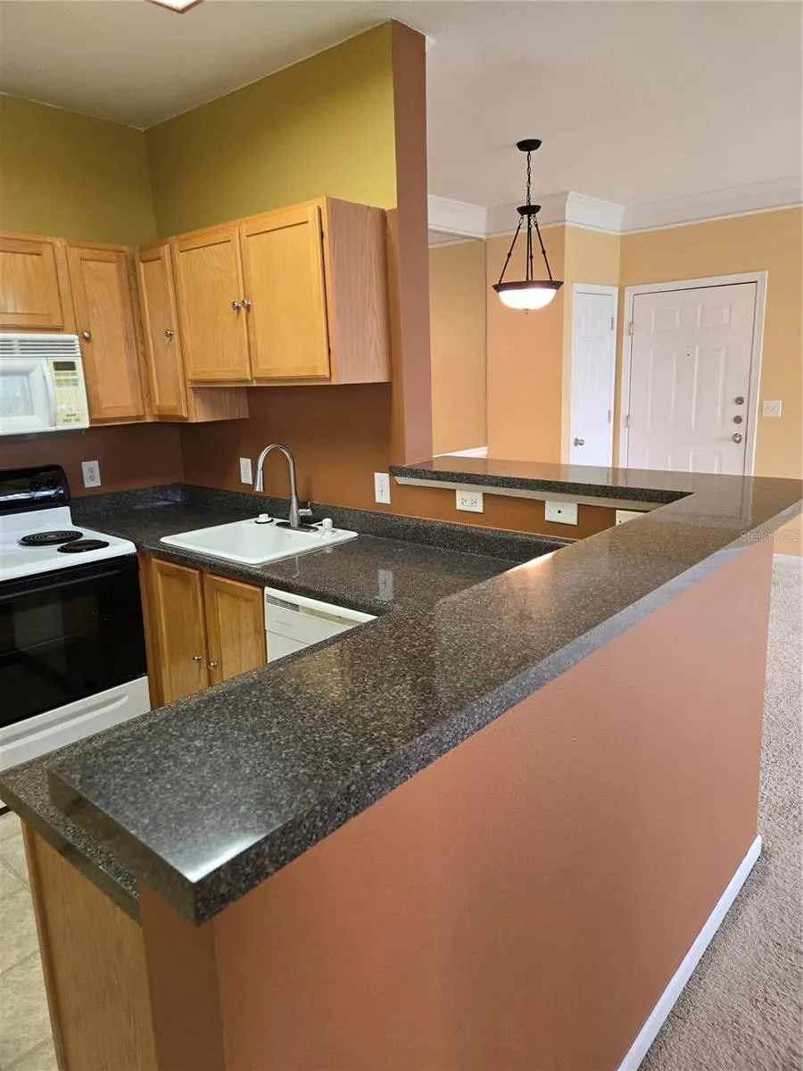 4802 51 ST W #1212 #1212