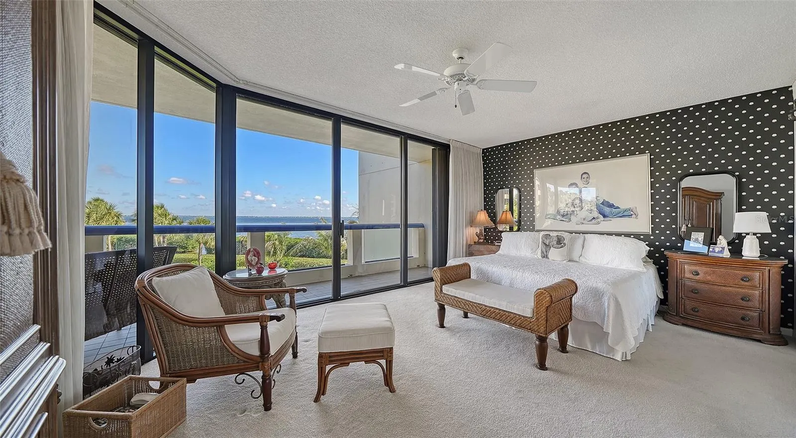 2110 HARBOURSIDE DR #523 #523