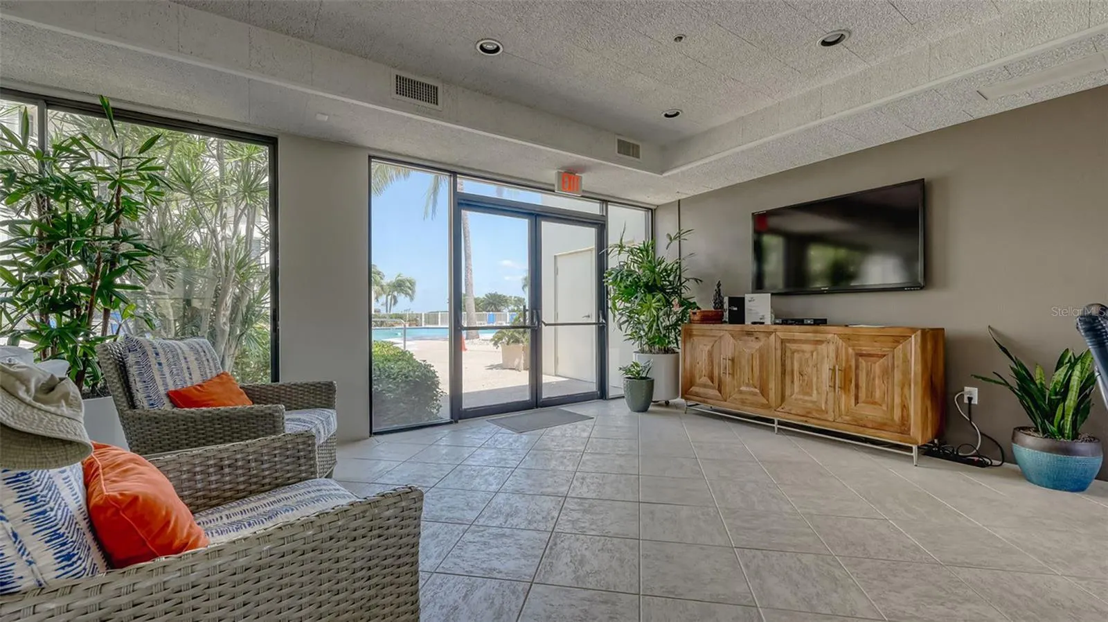 2110 HARBOURSIDE DR #523 #523