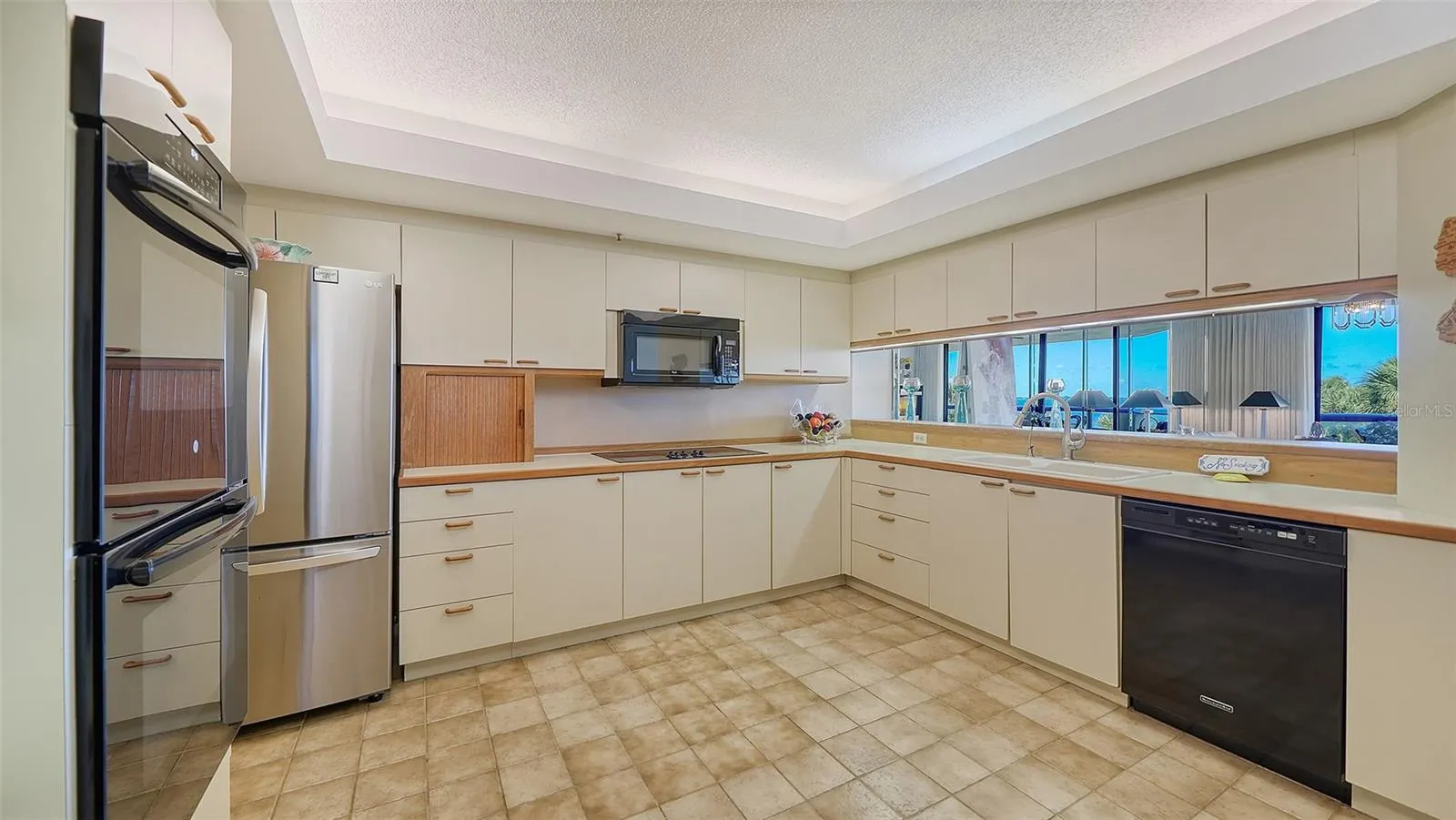 2110 HARBOURSIDE DR #523 #523