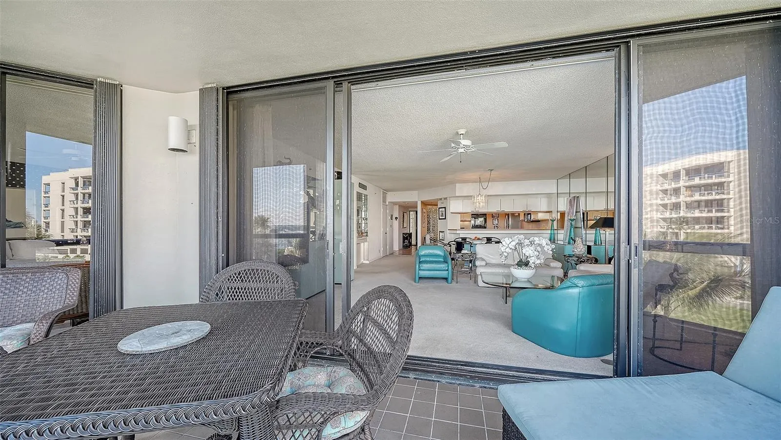 2110 HARBOURSIDE DR #523 #523