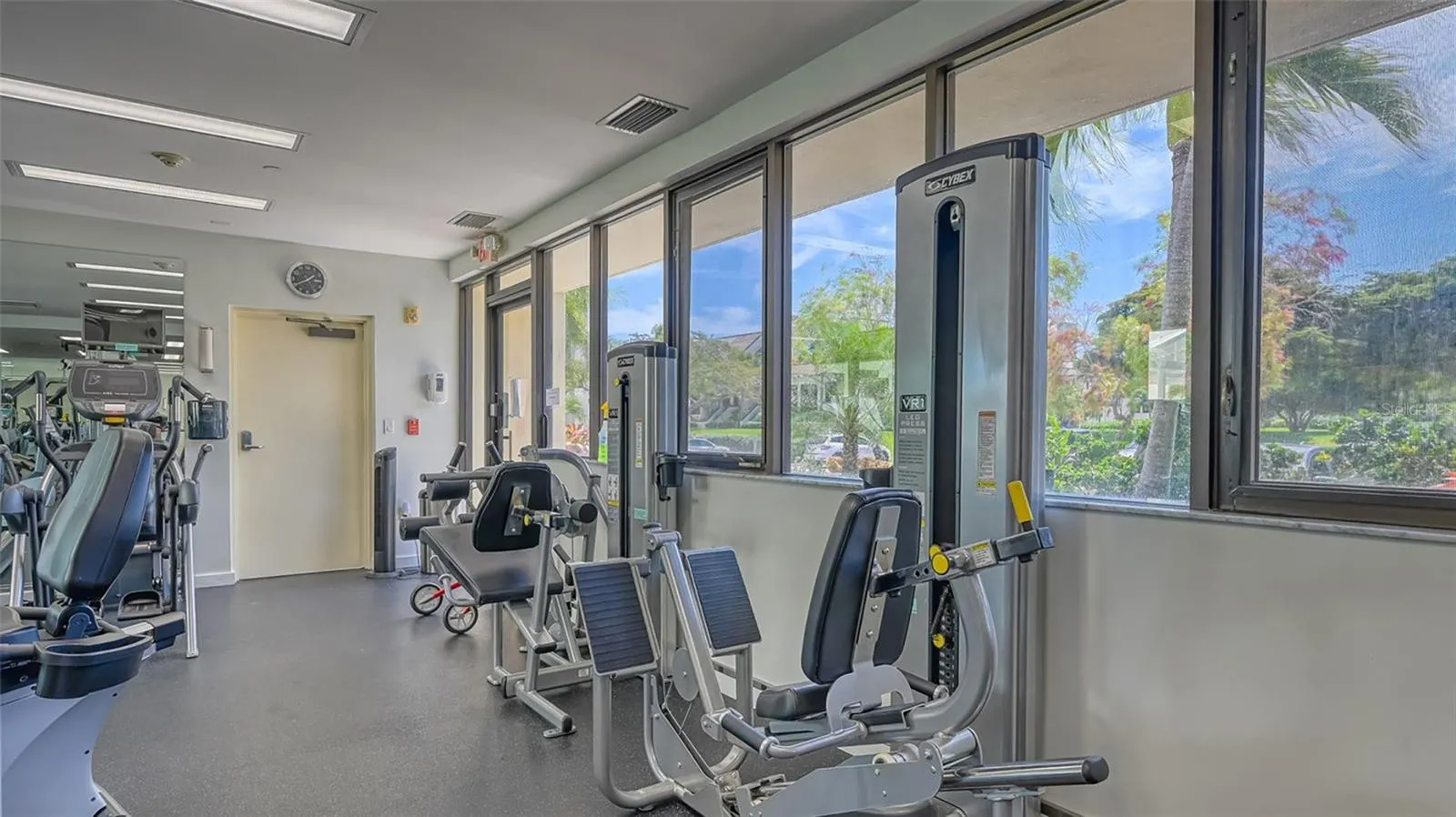 2110 HARBOURSIDE DR #523 #523
