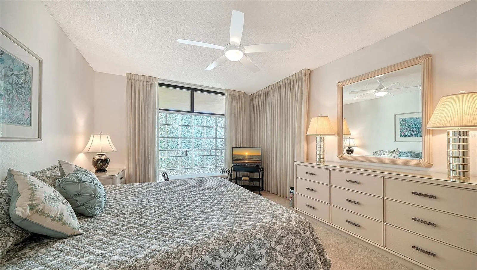 2110 HARBOURSIDE DR #523 #523