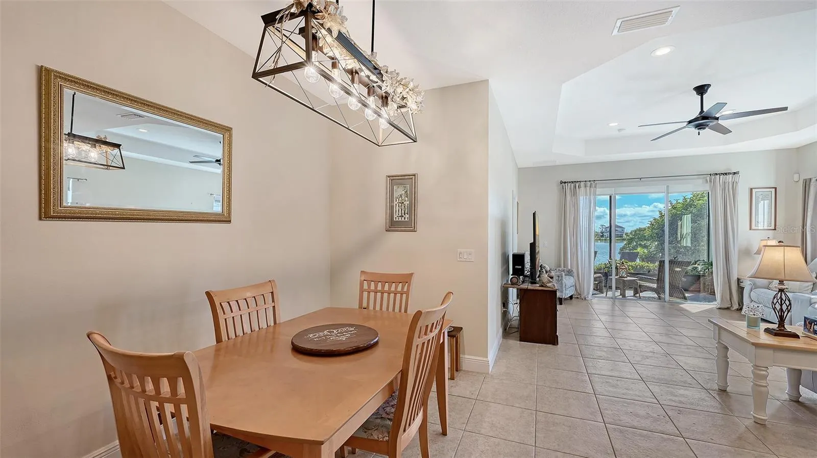 4716 FOXTAIL DR