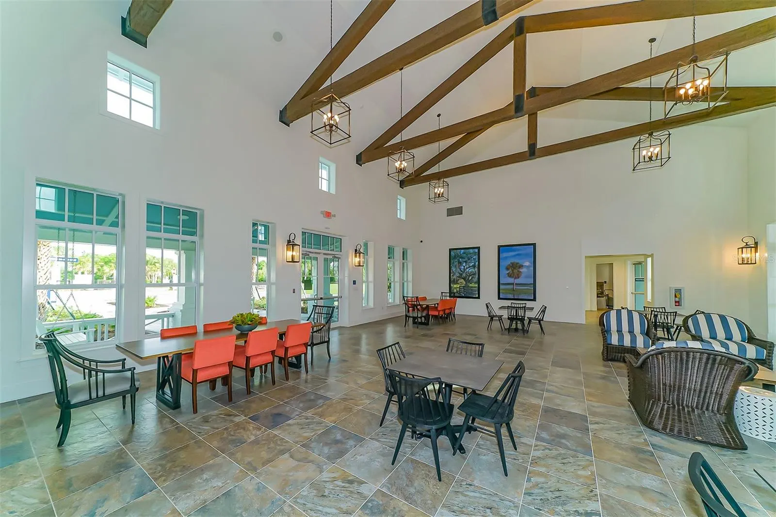 4716 FOXTAIL DR