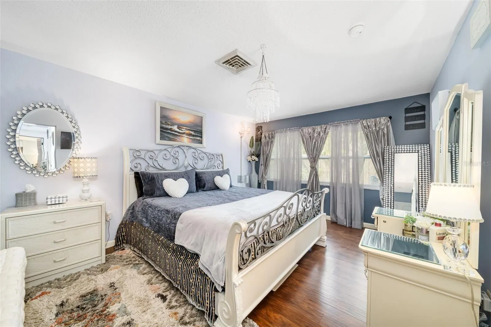 7236 LAS CASAS DR