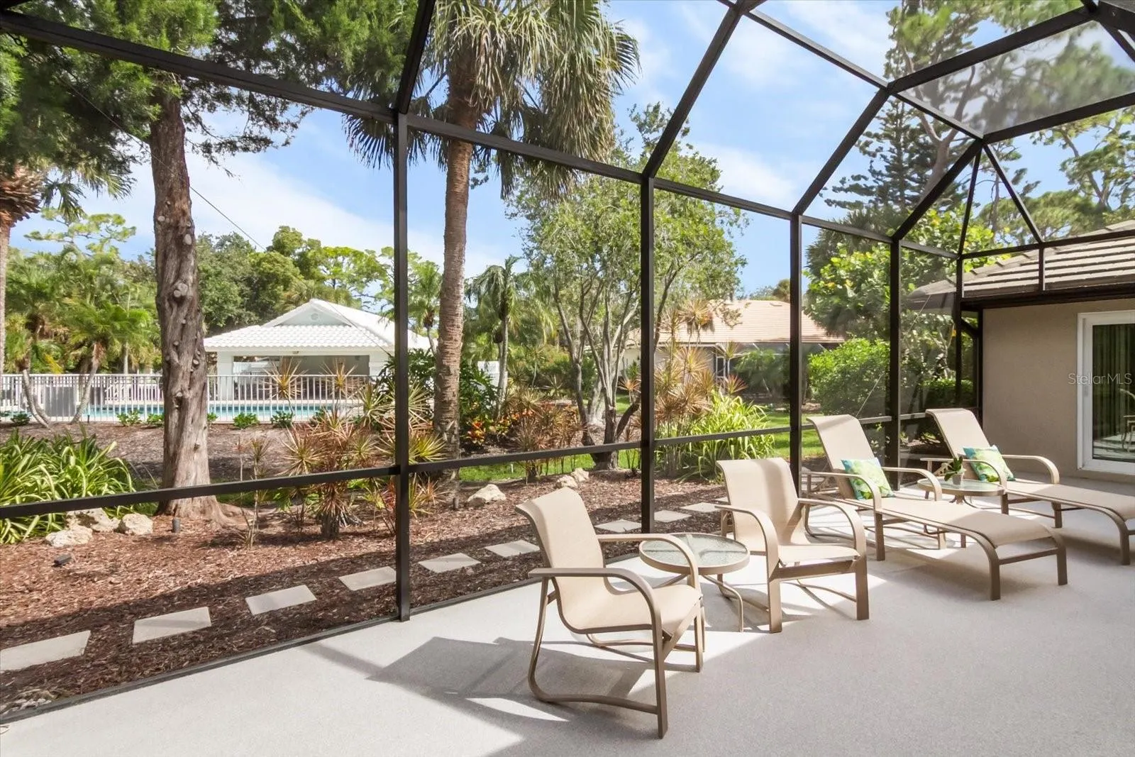 2110 TOCOBAGA LN