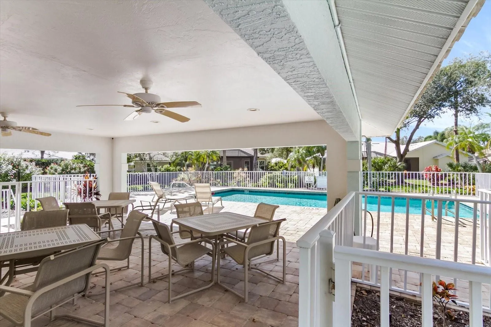 2110 TOCOBAGA LN