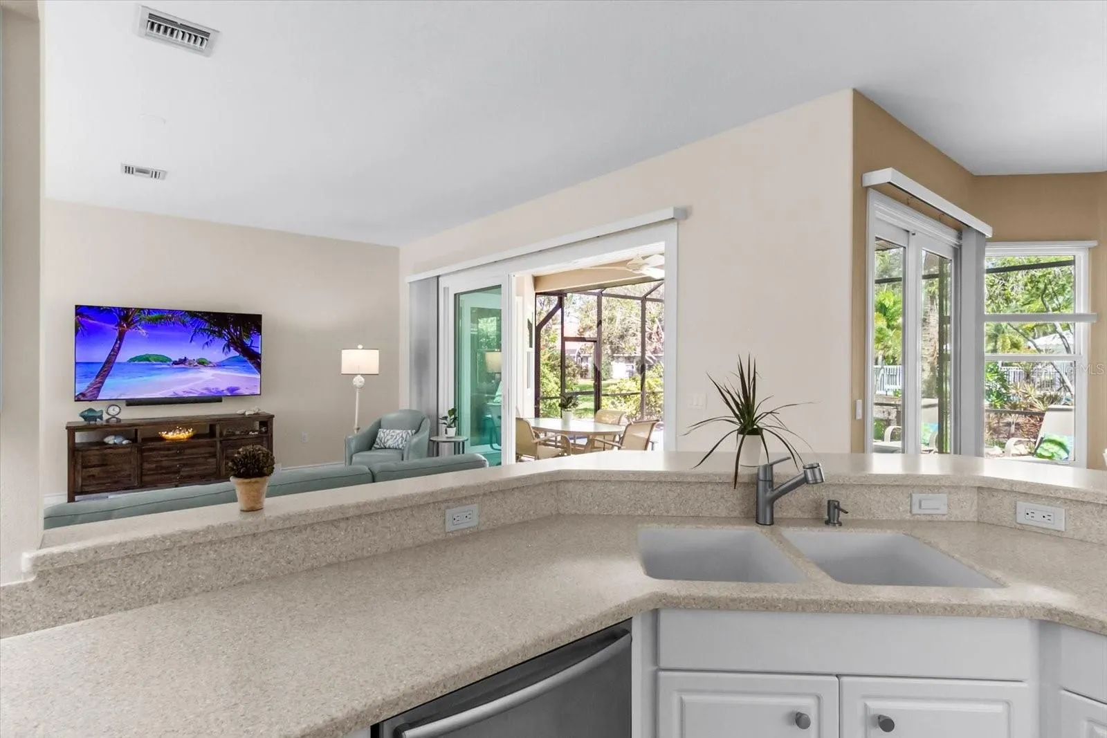 2110 TOCOBAGA LN