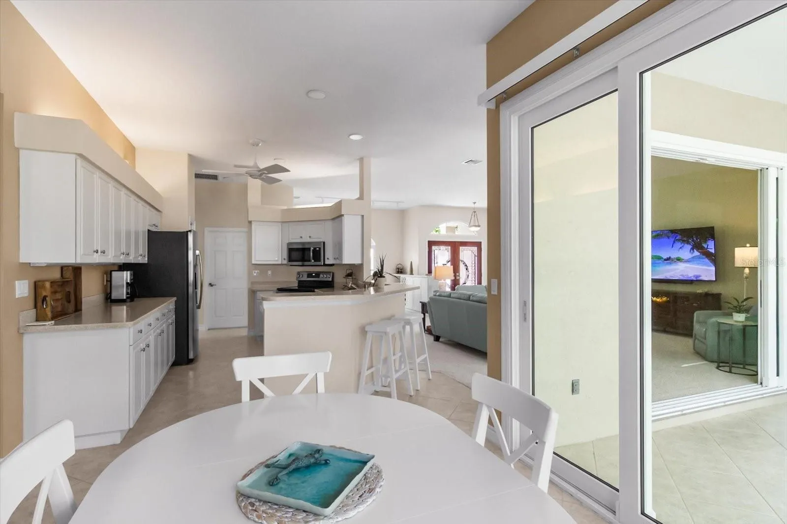2110 TOCOBAGA LN