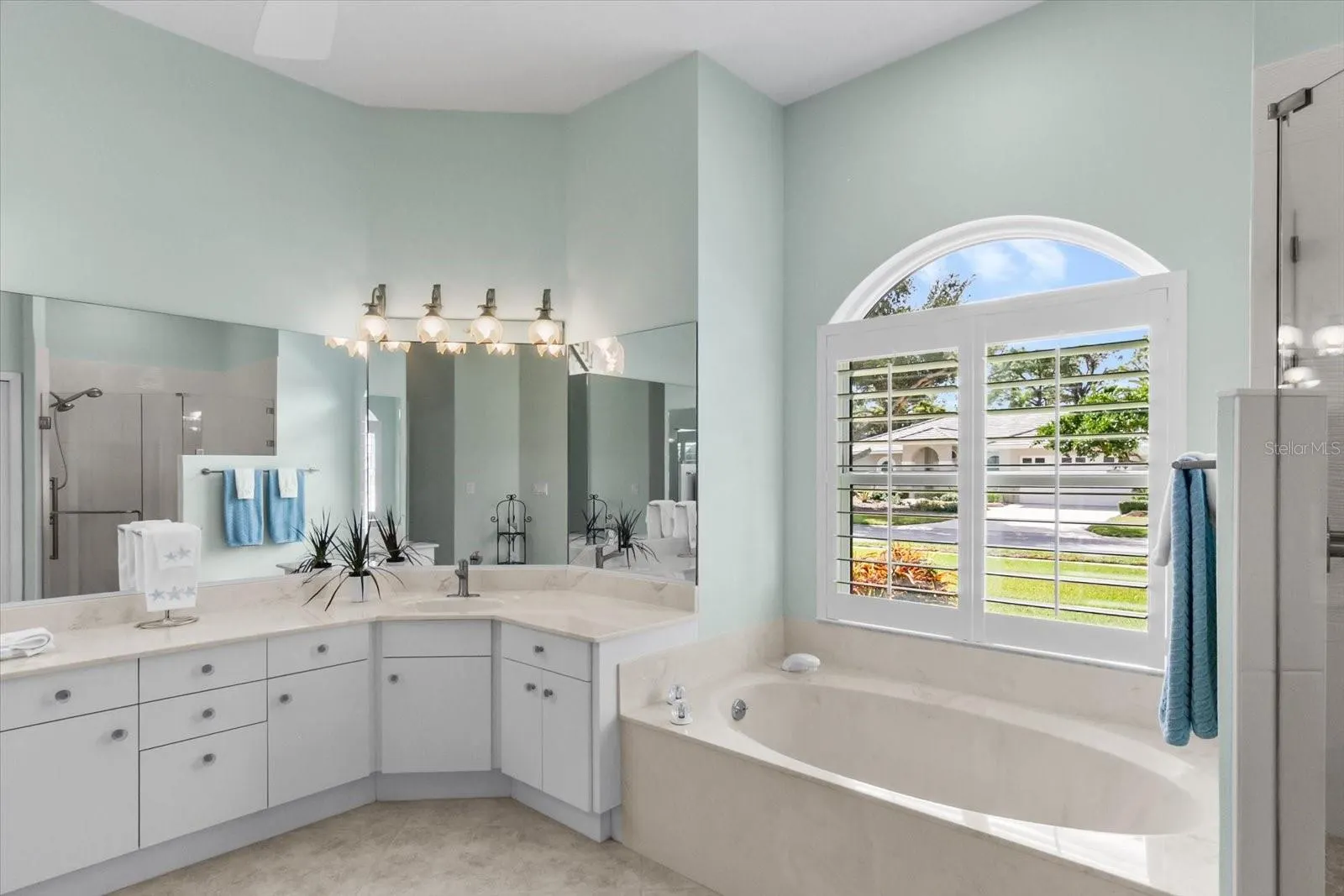 2110 TOCOBAGA LN