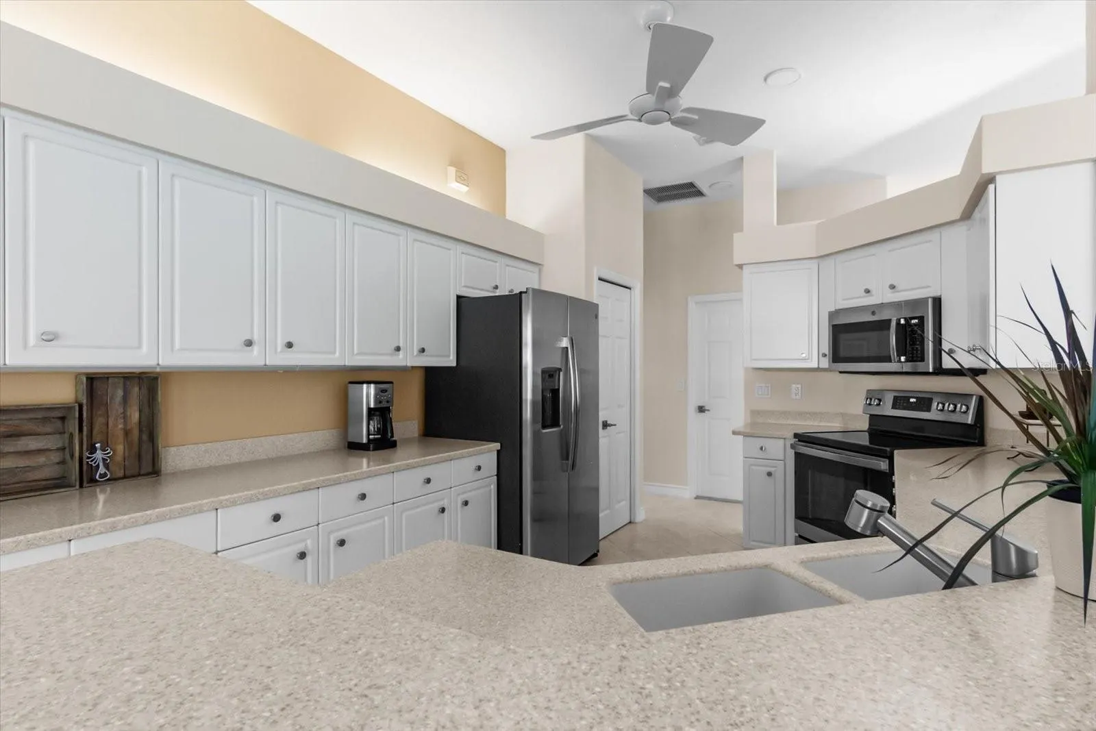 2110 TOCOBAGA LN