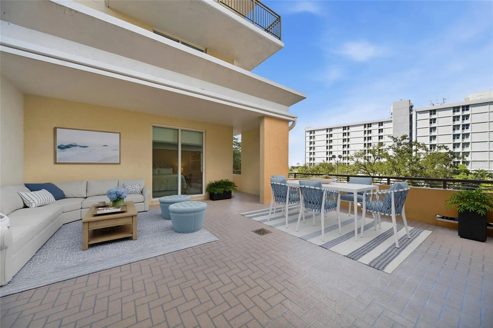 800 N TAMIAMI TRL #201 #201