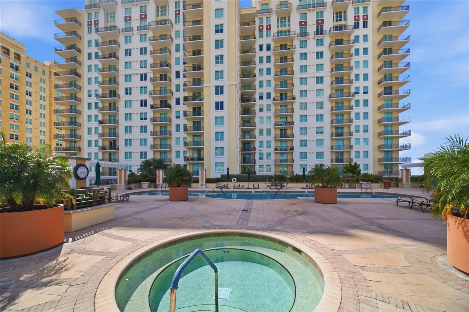 800 N TAMIAMI TRL #201 #201