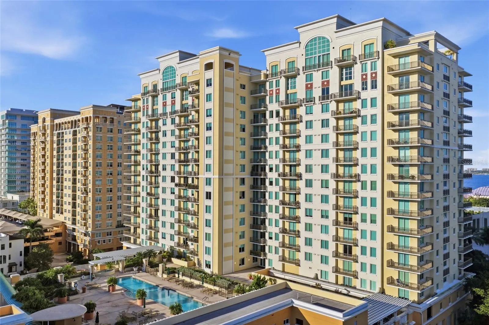 800 N TAMIAMI TRL #201 #201