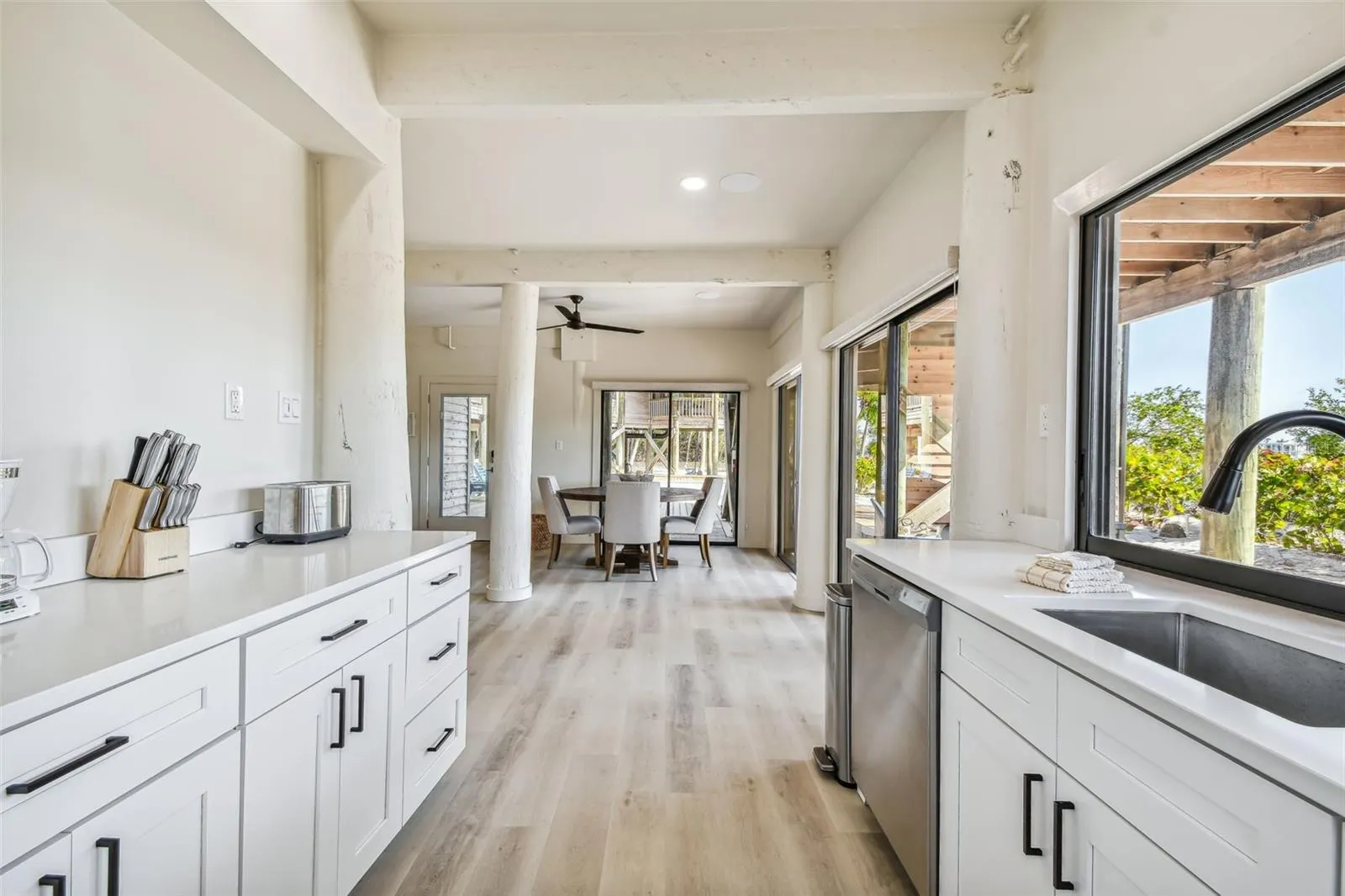 7147 LA LENAIRE DR
