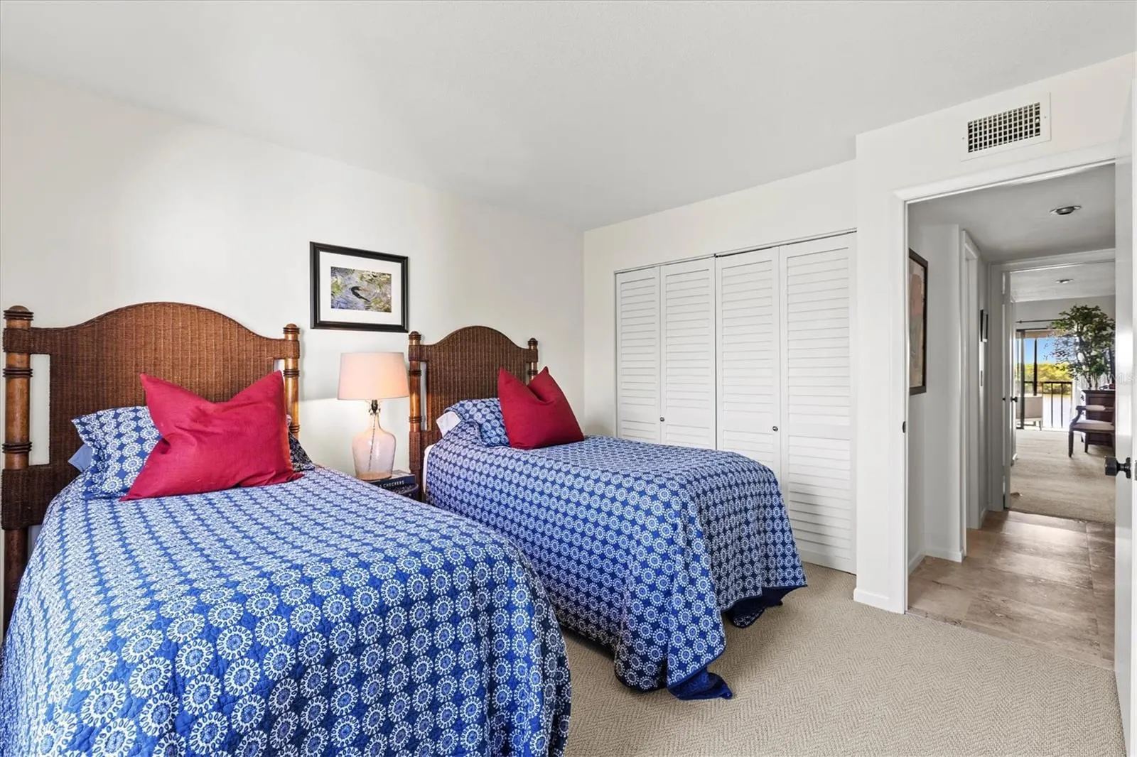 1518 PELICAN POINT DR #257 #257