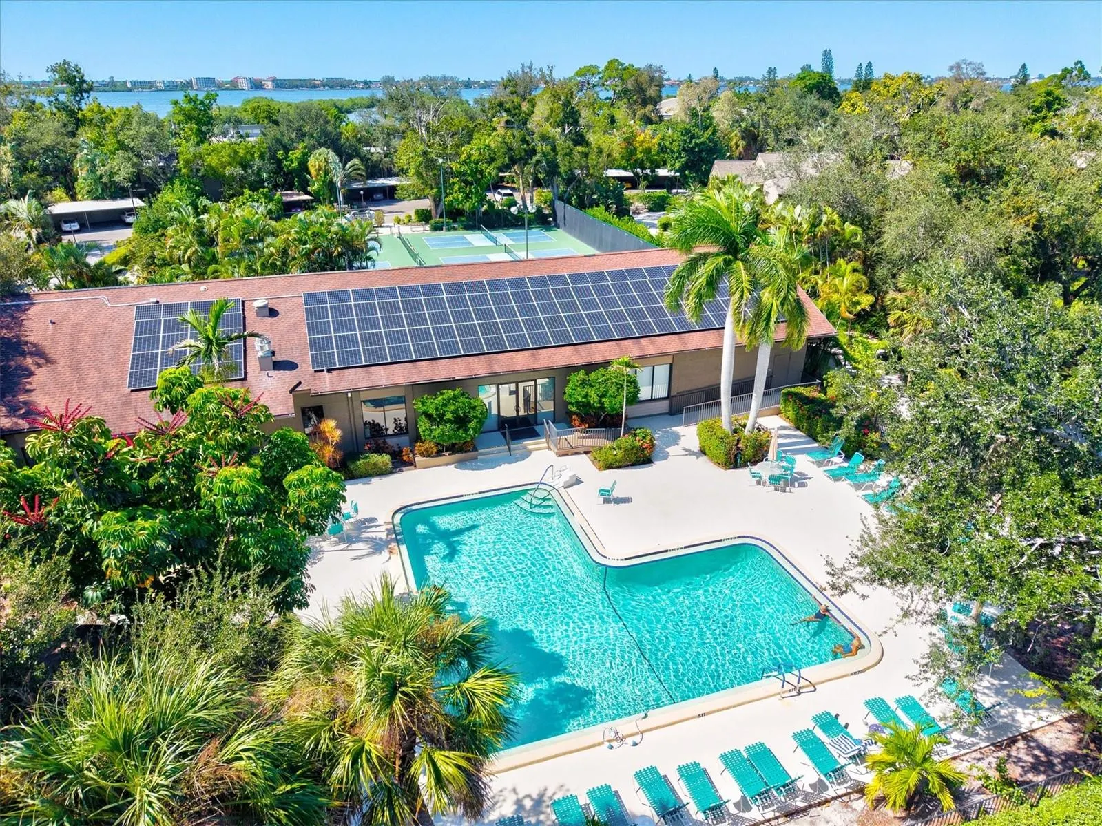1518 PELICAN POINT DR #257 #257
