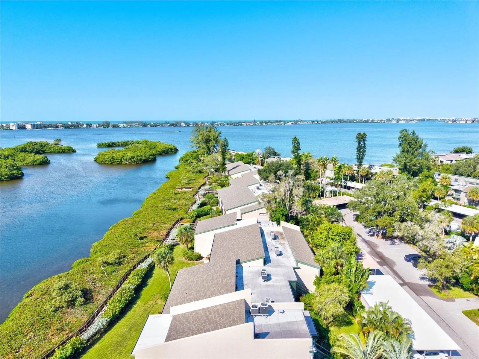1518 PELICAN POINT DR #257 #257