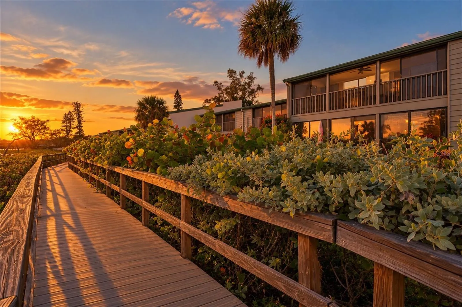 1518 PELICAN POINT DR #257 #257
