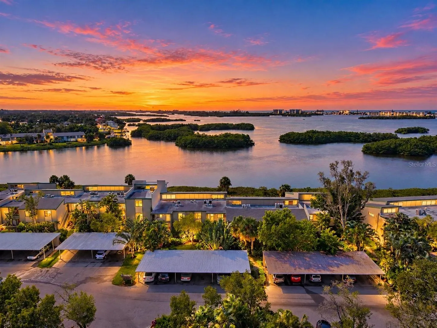 1518 PELICAN POINT DR #257 #257