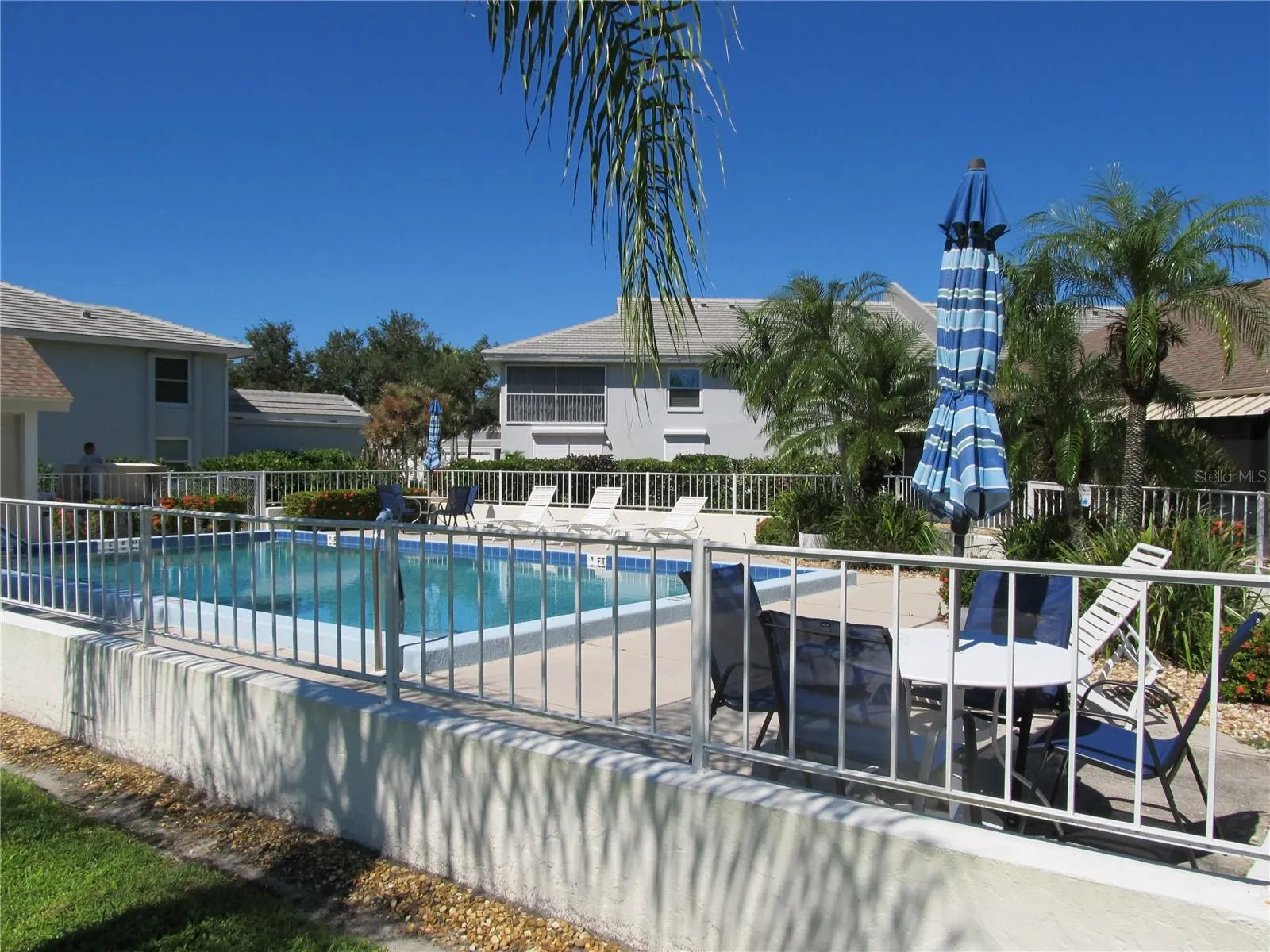1023 CAPRI ISLES BLVD #6 #6