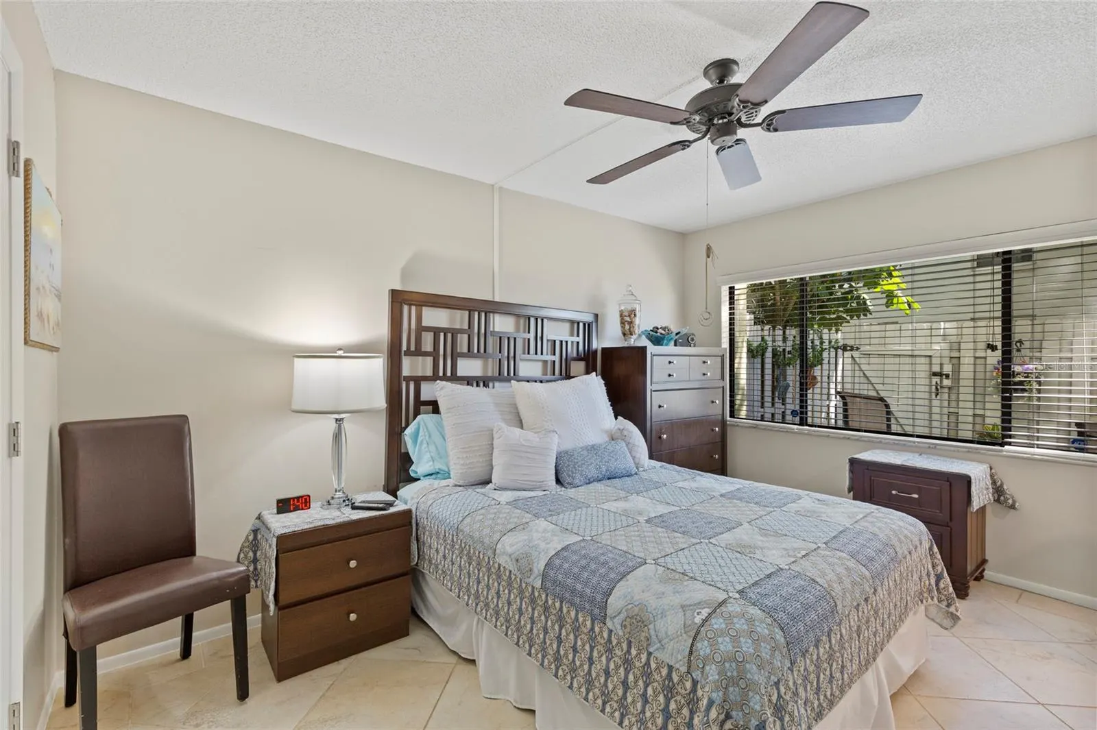 6703 MIDNIGHT PASS RD #101 #101