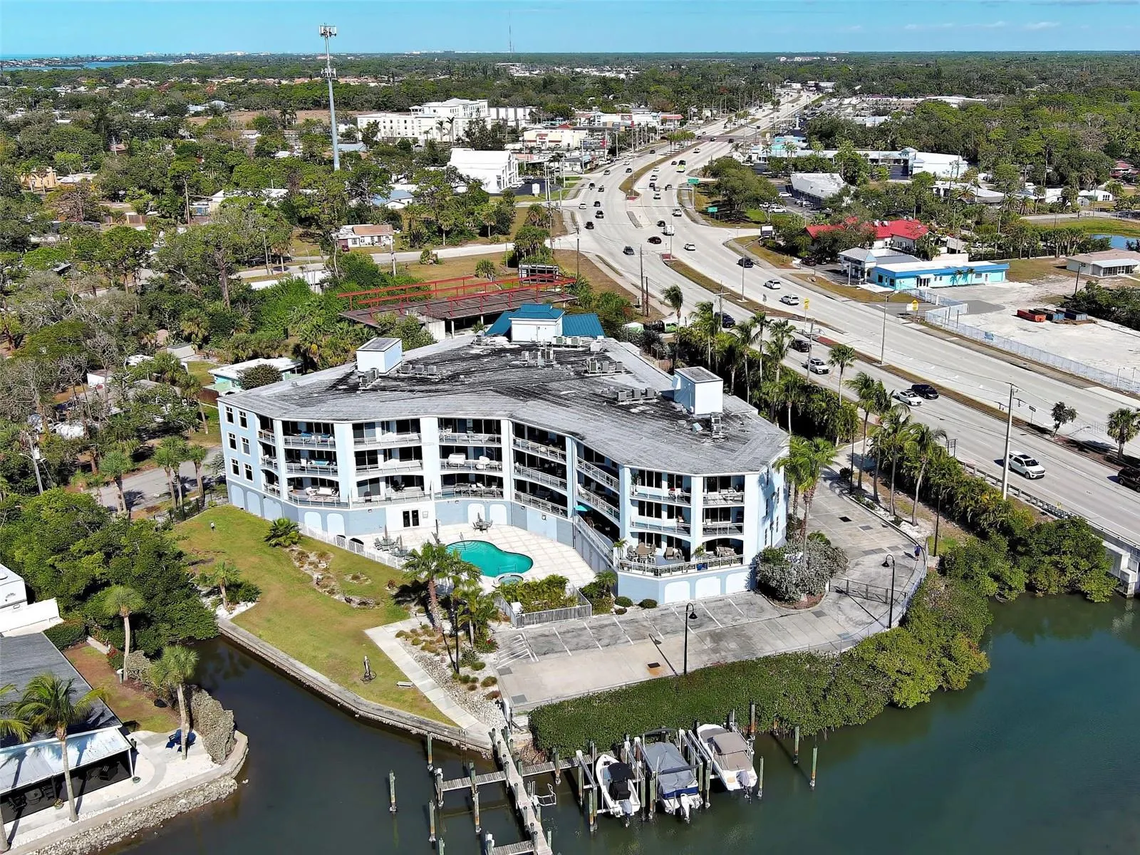 516 TAMIAMI TRL S #201 #201