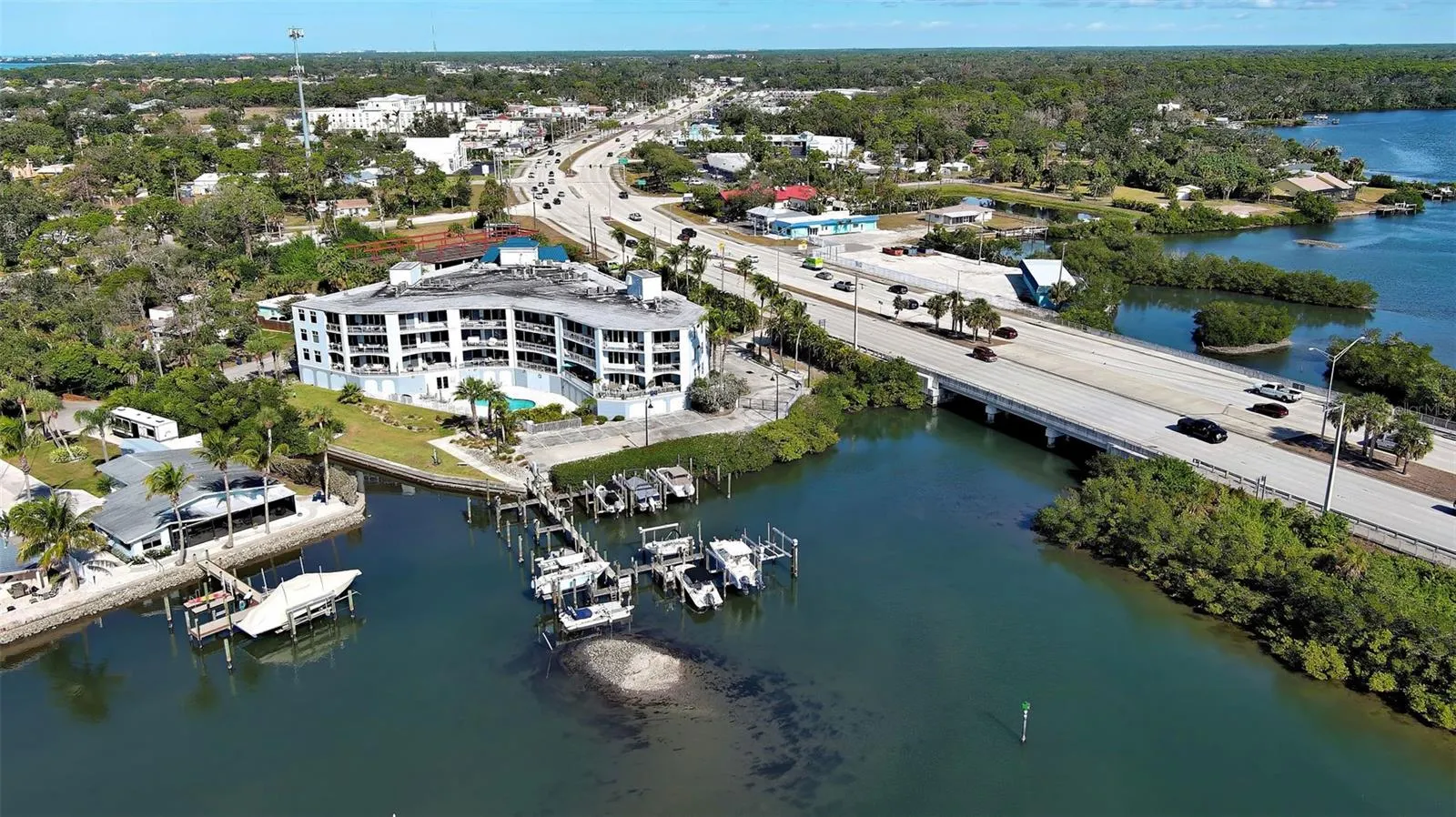 516 TAMIAMI TRL S #201 #201