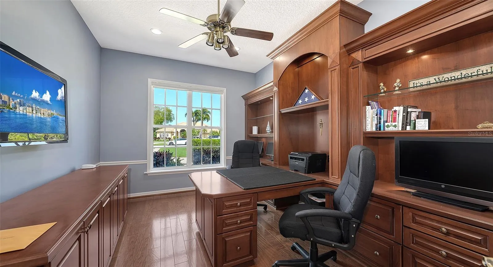 642 TRENTON WAY