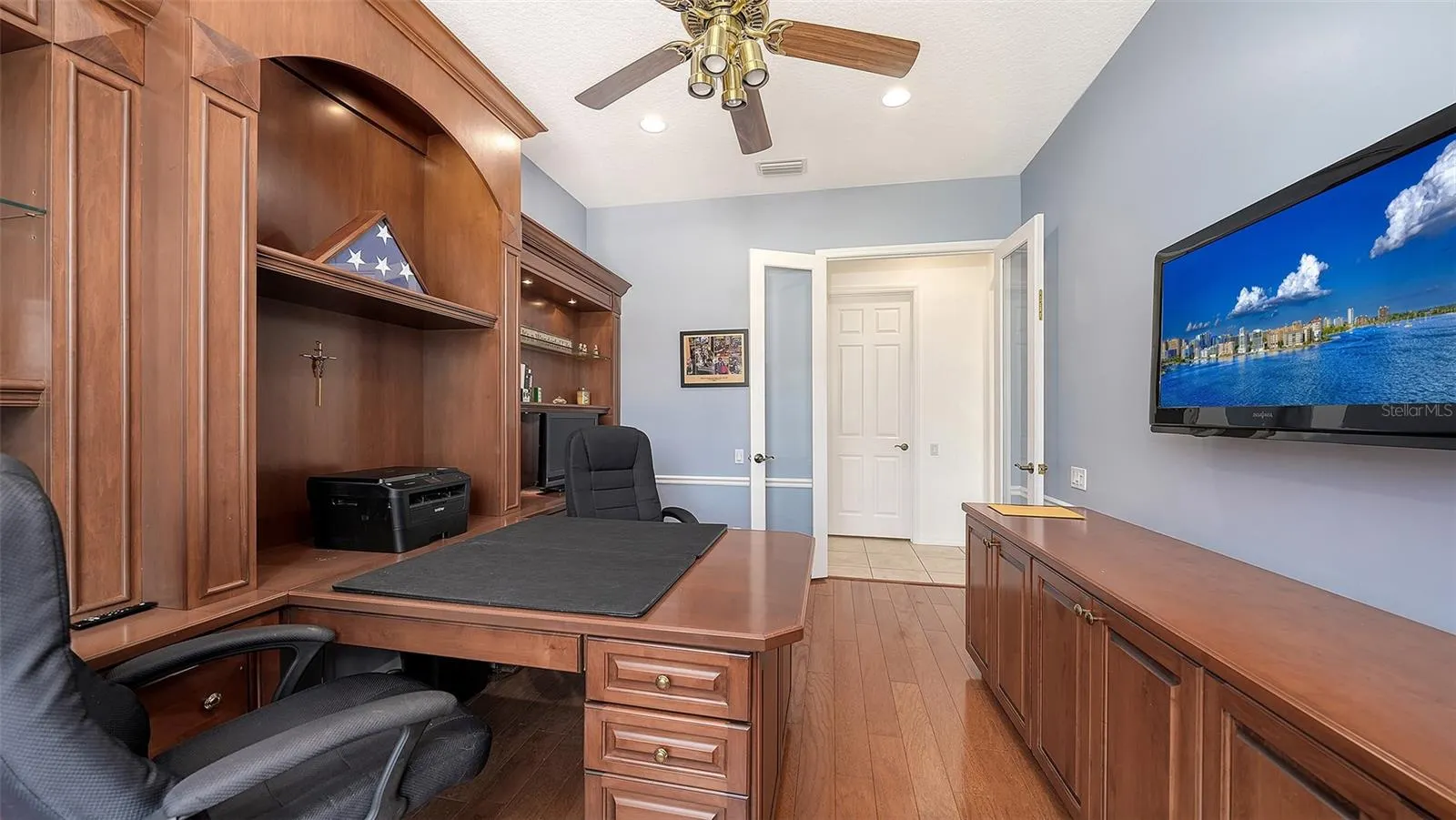 642 TRENTON WAY