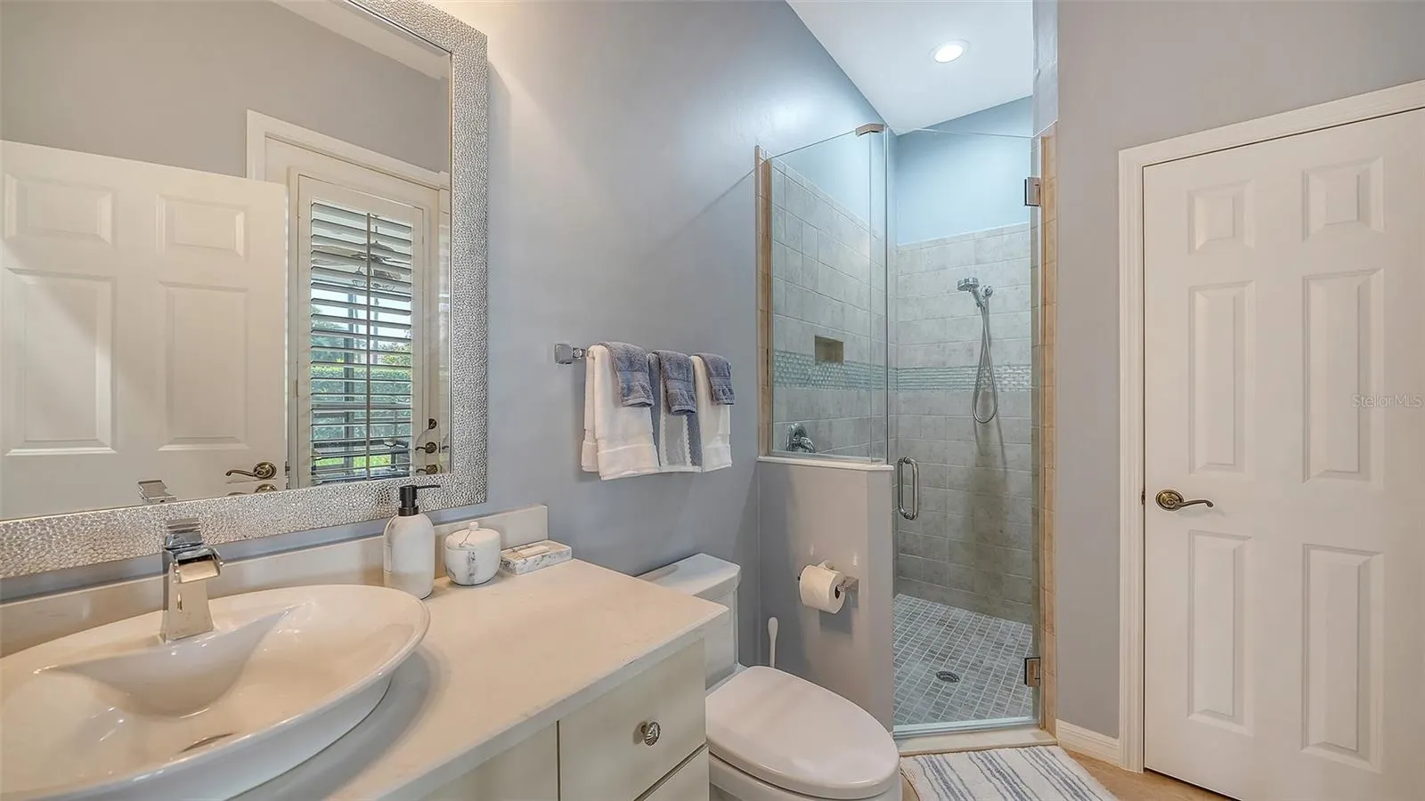 642 TRENTON WAY