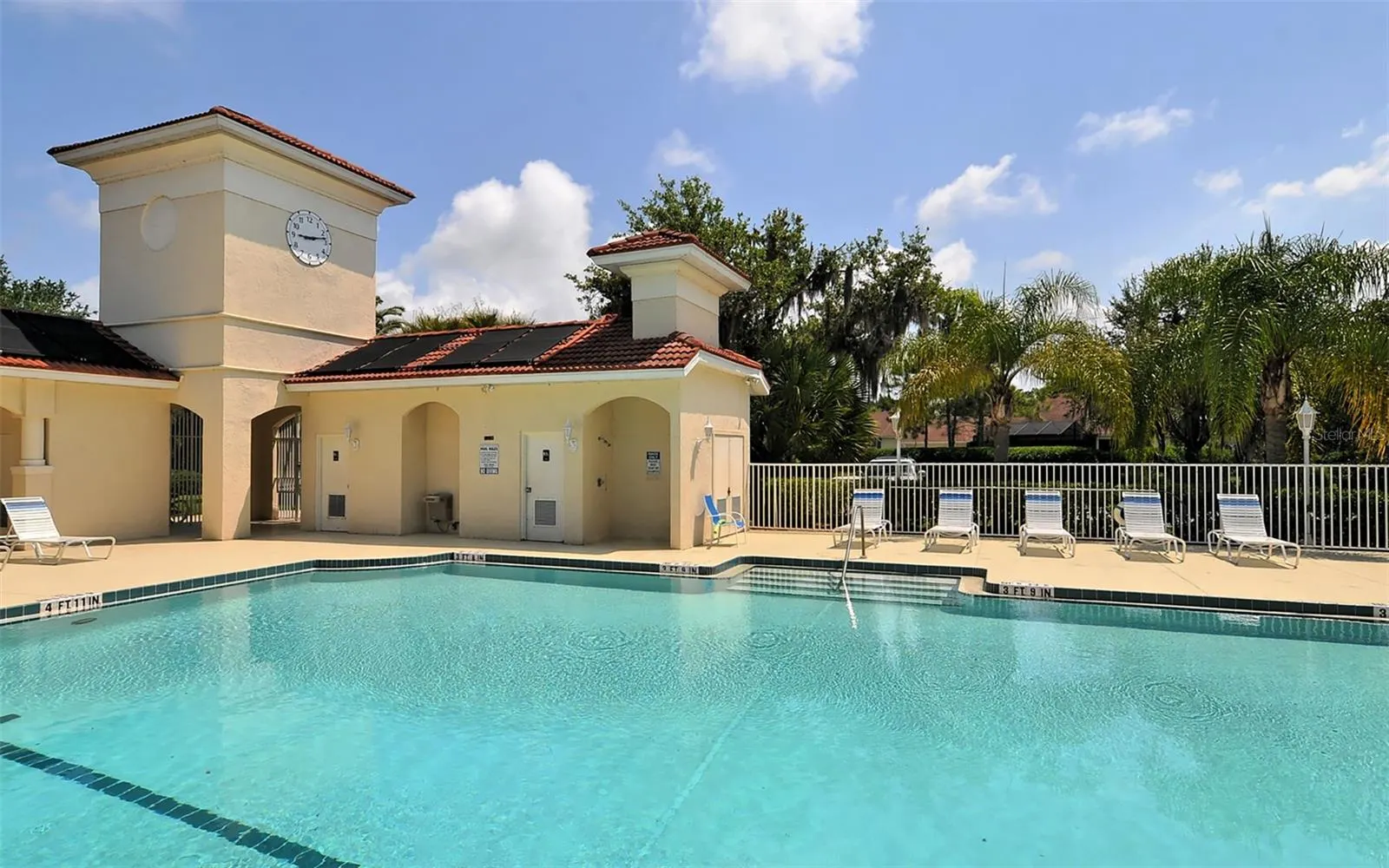 819 GOLDEN POND CT