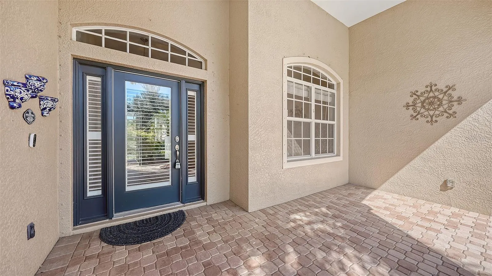 819 GOLDEN POND CT