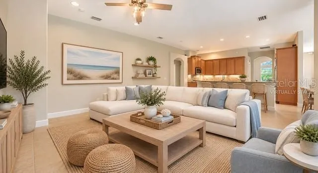 819 GOLDEN POND CT