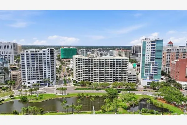 1255 N GULFSTREAM AVE #204 #204