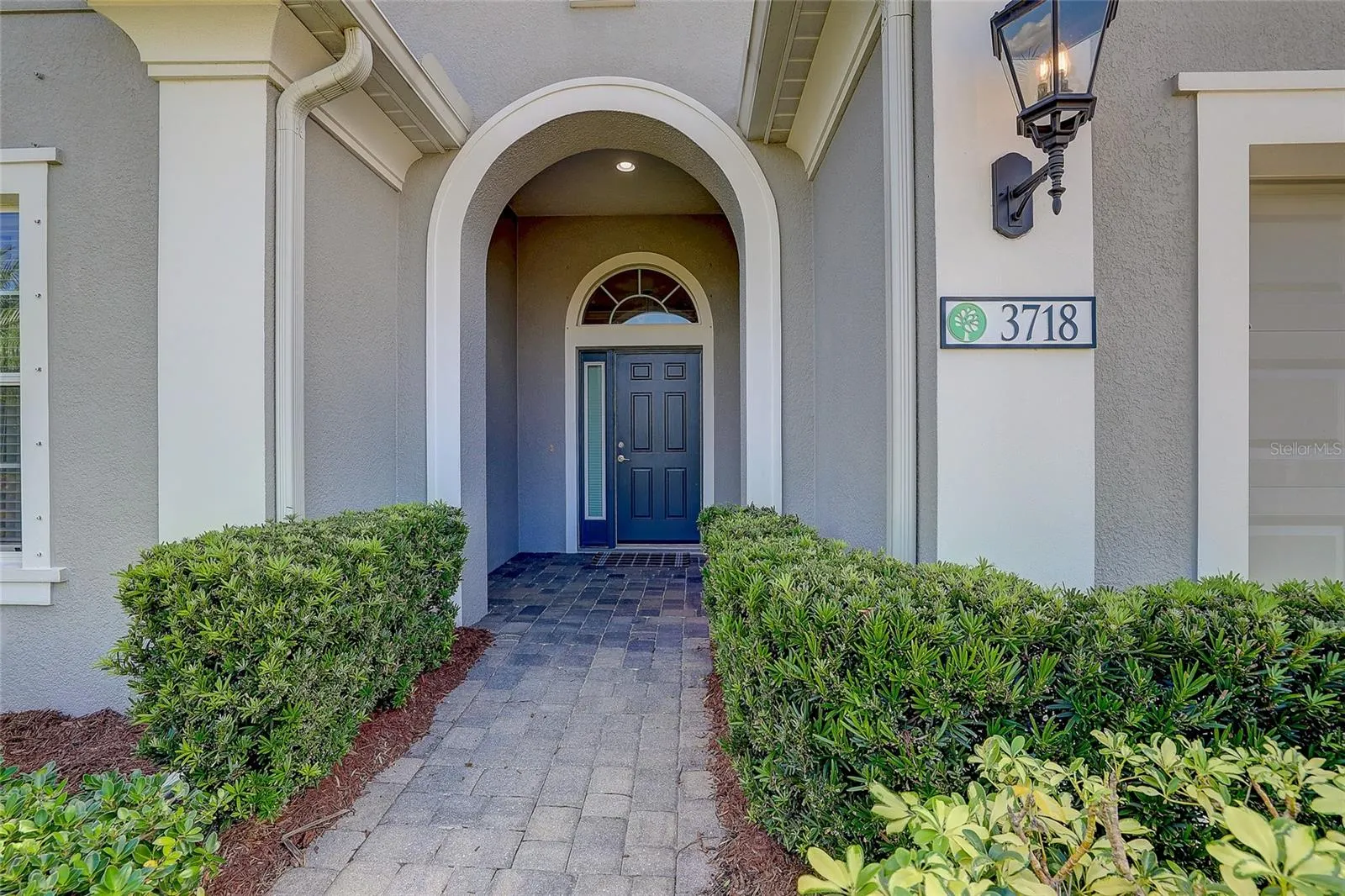 3718 WOODCLIFF LAKE TER