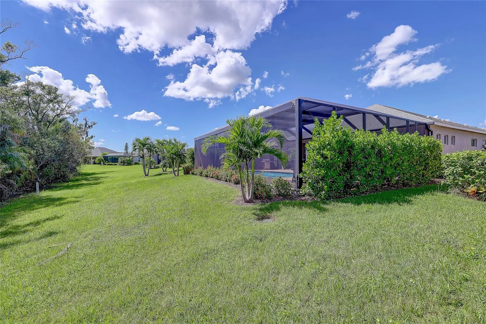 3718 WOODCLIFF LAKE TER