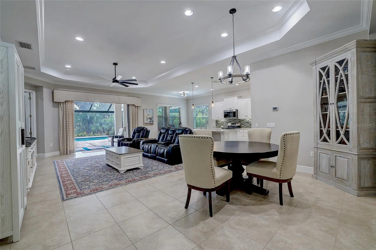3718 WOODCLIFF LAKE TER