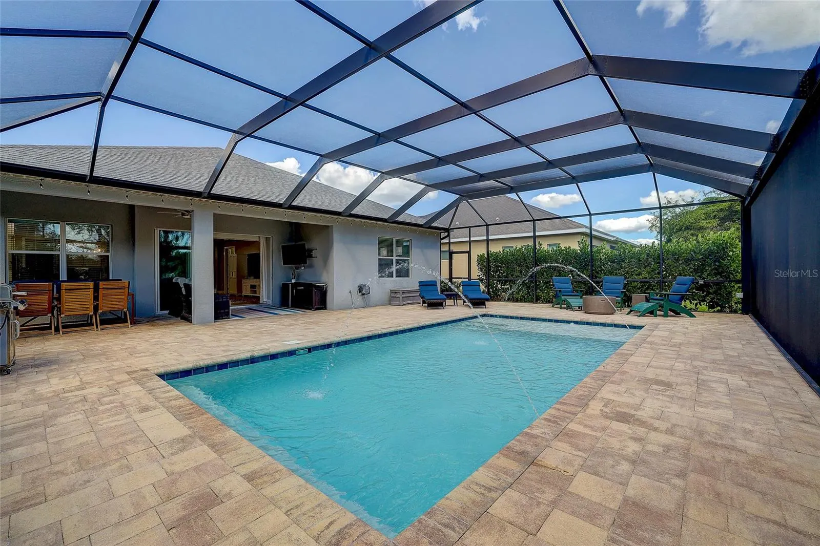 3718 WOODCLIFF LAKE TER